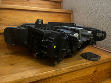 Laden Sie das Bild in den Galerie-Viewer, Frontscheinwerfer BMW 3 F30 F31 7259526 Rechts Scheinwerfer Headlight SCH5788427308lc