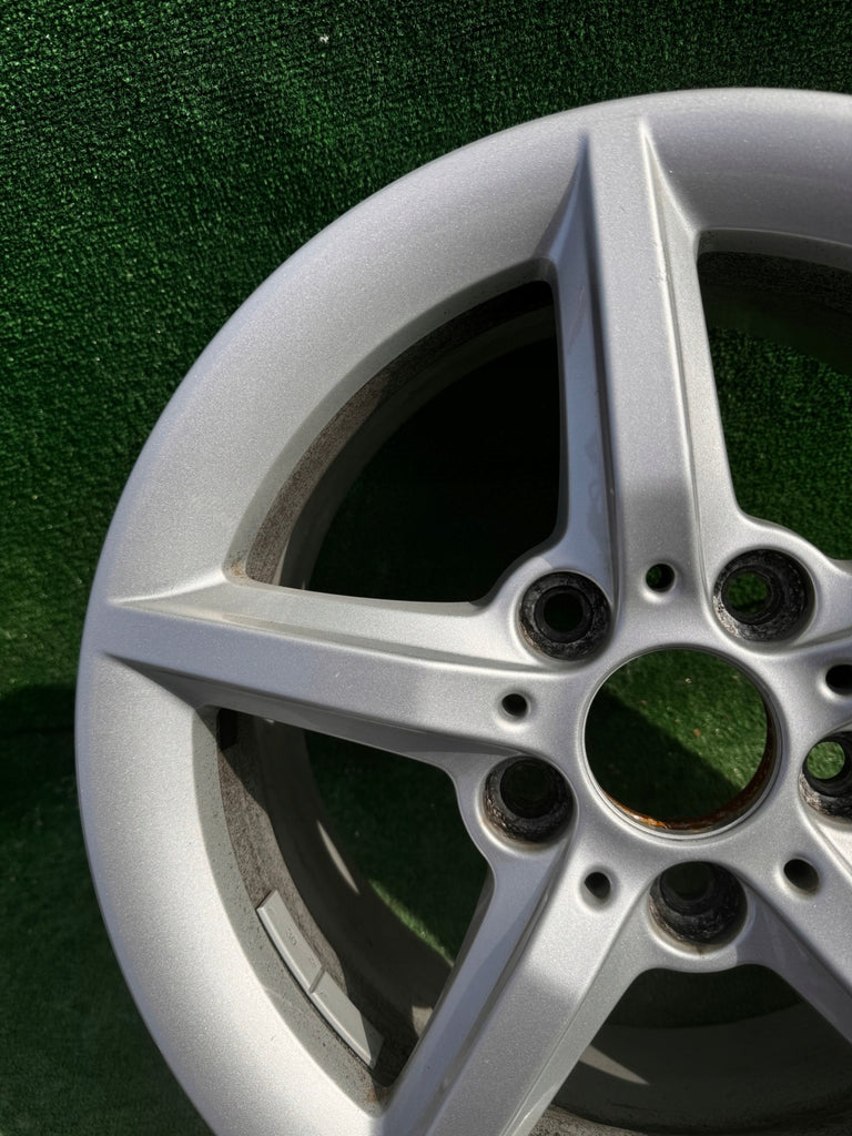 1x Alufelge 16 Zoll 7.0" 5x120 40ET Glanz Silber 6866302 BMW 1 F21 E87 F20 FEL7694676185an
