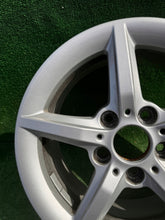Load image into Gallery viewer, 1x Alufelge 16 Zoll 7.0" 5x120 40ET Glanz Silber 6866302 BMW 1 F21 E87 F20 FEL7694676185an