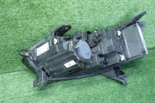 Laden Sie das Bild in den Galerie-Viewer, Frontscheinwerfer Dacia Sandero III Logan Jogger 260101940R Rechts Headlight SCH3002478788rq