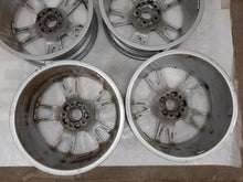 Laden Sie das Bild in den Galerie-Viewer, 4x Alufelge 18 Zoll 7.0" 5x112 38ET Glanz Silber 4G9071498 Audi A6 C7 Rim Wheel FEL4597693301fz