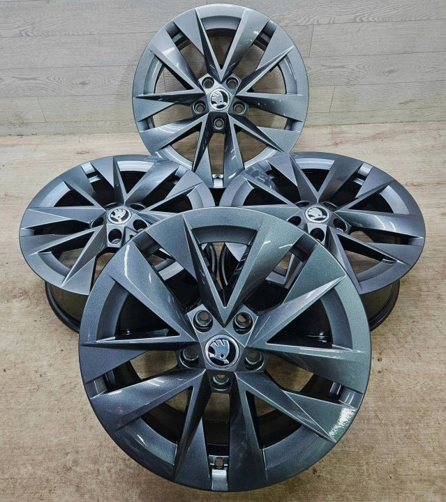 4x Alufelge 17 Zoll 7.0" 5x112 46ET Glanz Silber 5E3601025E Mg Octavia I FEL8888002154uo