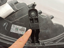 Laden Sie das Bild in den Galerie-Viewer, Frontscheinwerfer Dacia Duster 260603515 Full LED Links Scheinwerfer Headlight