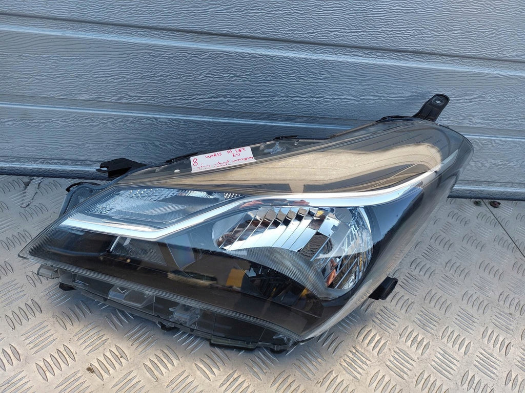 Frontscheinwerfer Toyota Yaris Links Scheinwerfer Headlight