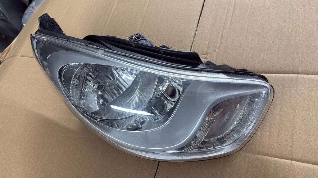 Frontscheinwerfer Hyundai I10 HI10LLP10 Rechts Scheinwerfer Headlight SCH8589898402cl