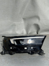 Laden Sie das Bild in den Galerie-Viewer, Frontscheinwerfer Opel Mokka 9834007980 Rechts Scheinwerfer Headlight SCH9200016991wx