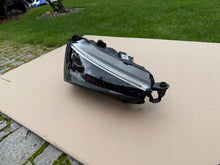 Load image into Gallery viewer, Frontscheinwerfer Skoda Scala 657941016 6VB941015 LED Rechts Headlight SCH2646895293wn