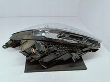 Load image into Gallery viewer, Frontscheinwerfer Hyundai I30 Pde 92102-G4100 Full LED Rechts Headlight SCH7509456142rb