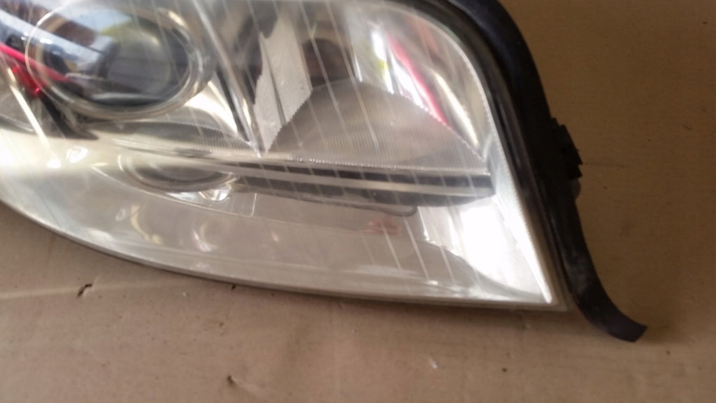 Frontscheinwerfer Audi A6 C5 15592900 Xenon Ein Stück (Rechts oder Links)
