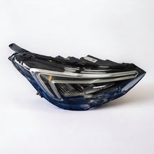 Laden Sie das Bild in den Galerie-Viewer, Frontscheinwerfer Opel Crossland X 462161423 39153539 FULL LED Rechts Headlight