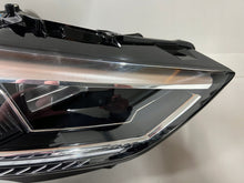 Laden Sie das Bild in den Galerie-Viewer, Frontscheinwerfer Audi Q3 83A941034 Rechts Scheinwerfer Headlight