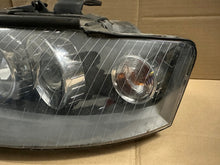 Laden Sie das Bild in den Galerie-Viewer, Frontscheinwerfer Audi A4 8E0941029N Bi-Xenon Links Scheinwerfer Headlight