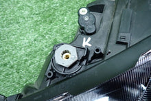 Laden Sie das Bild in den Galerie-Viewer, Frontscheinwerfer Seat Ibiza I V 6F1941005E Links Scheinwerfer Headlight SCH3270242549eg