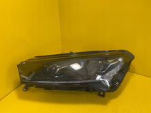 Laden Sie das Bild in den Galerie-Viewer, Frontscheinwerfer Skoda Enyaq 5LB941015A LED Links Scheinwerfer Headlight