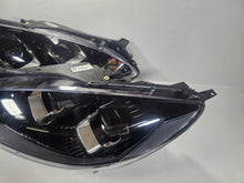 Laden Sie das Bild in den Galerie-Viewer, Frontscheinwerfer Ford Kuga I LV4B-13W030-AK LV4B-13W029AK LED Ein Satz SCH1724855361wv