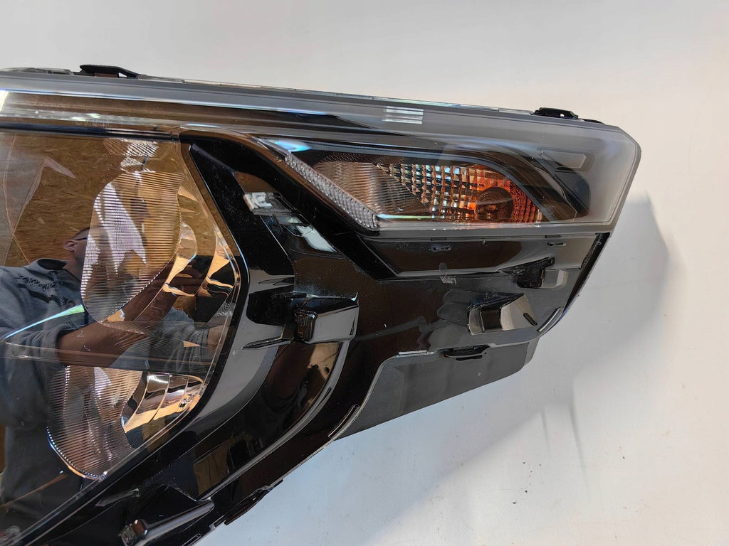 Frontscheinwerfer Ford Tourneo Courier CCI3088 Links Scheinwerfer Headlight SCH6493286922uv