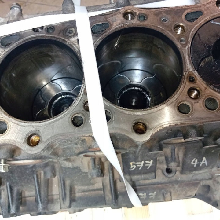 Motorblock Mitsubishi Pajero IV 4M41U 3.2 DID 145TKm 2007 Diesel Unkomplett MOT2706354784df