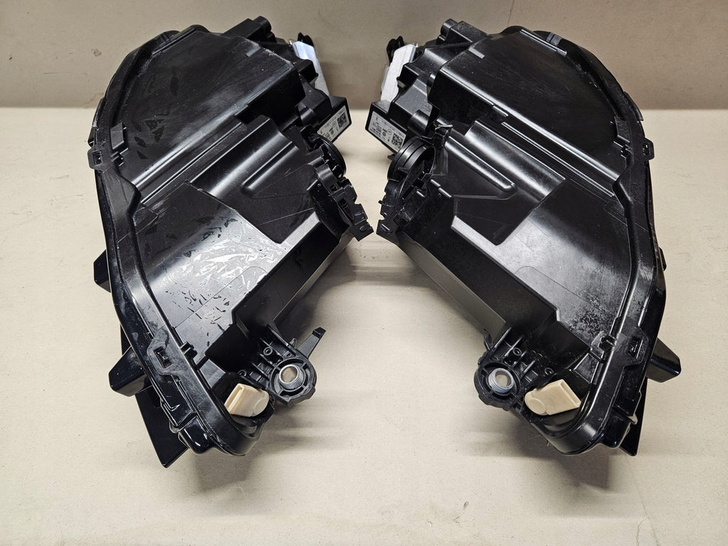 Frontscheinwerfer VW Golf VIII 5H1941005A 5H1941006A LED Rechts oder Links SCH8053659015gt