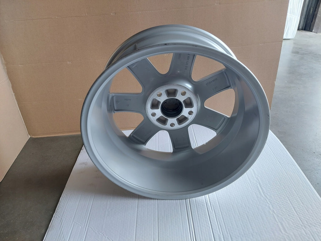1x Alufelge 18 Zoll 5.0" 5x130 4L0071498F Audi Q7 Rim Wheel FEL9824819667hz