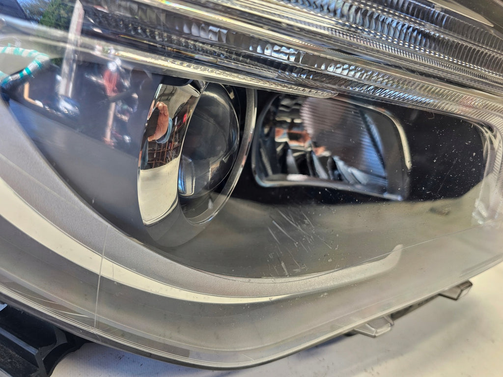 Frontscheinwerfer Mercedes-Benz Cla A1179064600 LED Rechts Headlight SCH2350226288za
