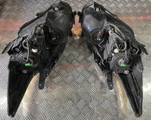Laden Sie das Bild in den Galerie-Viewer, Frontscheinwerfer Toyota Prius XW30XW30 Ein Stück (Rechts oder Links) Headlight SCH6398145659yy