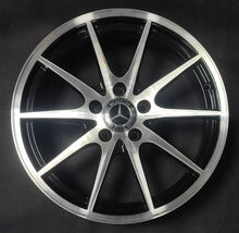 Laden Sie das Bild in den Galerie-Viewer, 4x Alufelge 17 Zoll 6.5" 5x112 49ET Glanz Silber A2464010102 Mercedes-Benz Viano FEL1029086644ld
