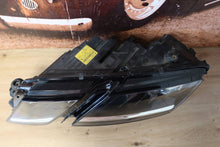 Load image into Gallery viewer, Frontscheinwerfer Skoda Octavia III 5E1941015D Links Scheinwerfer Headlight SCH7005898395vl