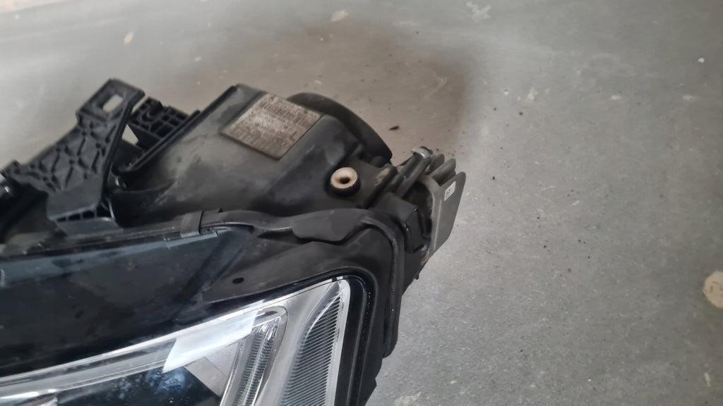 Frontscheinwerfer Audi A5 8T0941005C Xenon Links Scheinwerfer Headlight SCH2468760860bd