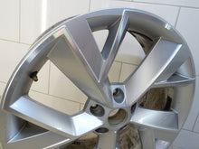 Load image into Gallery viewer, 1x Alufelge 19 Zoll 7.0" 5x112 43ET Glanz Silber 565601025M Skoda Kodiaq FEL2676577737az