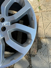 Load image into Gallery viewer, 1x Alufelge 22 Zoll 9.5" 5x120 Glanz Silber CK52-1007-HA Land Rover Evoque FEL7203813632so