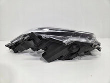 Load image into Gallery viewer, Frontscheinwerfer Toyota 4 Yaris ZPR1101 Full LED Rechts Scheinwerfer Headlight