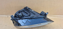 Laden Sie das Bild in den Galerie-Viewer, Frontscheinwerfer Audi Q2 81A941011 Links Scheinwerfer Headlight