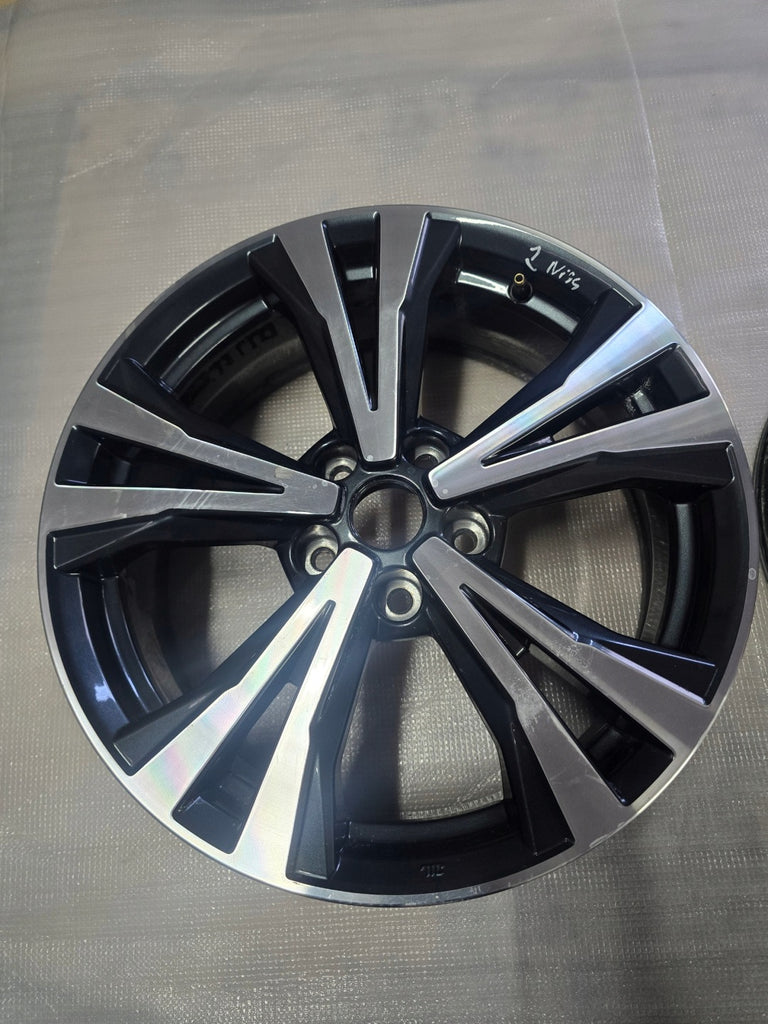 1x Alufelge 18 Zoll 7.0" 5x114.3 40ET Glanz Graphit HV03BMB94 Mg Qashqai I FEL5467082010mz