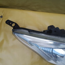 Laden Sie das Bild in den Galerie-Viewer, Frontscheinwerfer Ford B-Max B Max LED Rechts Scheinwerfer Headlight