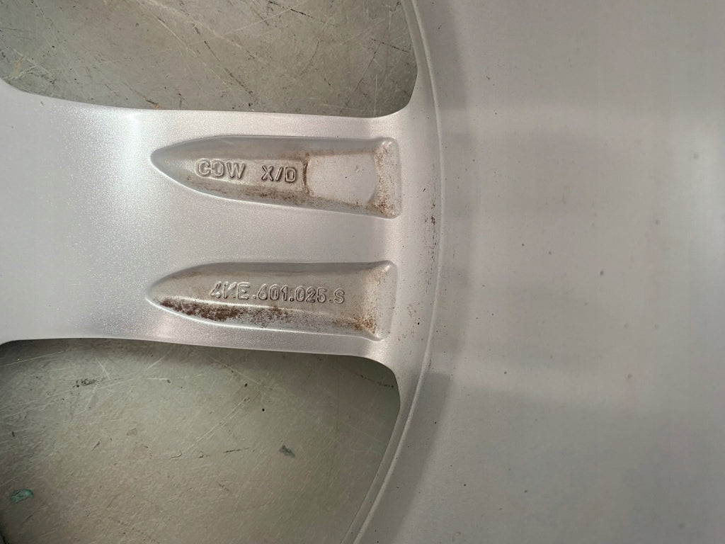 1x Alufelge 20 Zoll 9.0" 5x112 38ET 4KE601025S Audi E-Tron Rim Wheel FEL8106032277mk