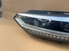 Laden Sie das Bild in den Galerie-Viewer, Frontscheinwerfer VW Touran 5TB941081A 5TB941082A LED Links Headlight