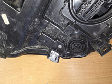 Laden Sie das Bild in den Galerie-Viewer, Frontscheinwerfer Seat Leon 5FB941008J 90188326 Rechts Scheinwerfer Headlight SCH9424320310jg