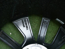 Laden Sie das Bild in den Galerie-Viewer, 1x Alufelge 18 Zoll 7.5&quot; 5x112 48ET 5E3601025 Skoda Octavia 5e3 Rim Wheel