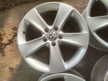 Load image into Gallery viewer, 4x Alufelge 17 Zoll 6.5" 5x112 39ET Glanz Silber 3C8601025F VW I Rim Wheel FEL6034533310ji
