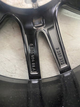 Laden Sie das Bild in den Galerie-Viewer, 1x Alufelge 19 Zoll 8.0&quot; 5x112 27ET 8089892 BMW 3 G21 G20 Rim Wheel