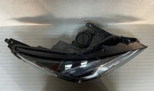 Laden Sie das Bild in den Galerie-Viewer, Frontscheinwerfer Opel Astra K 39158006 LED Rechts Scheinwerfer Headlight SCH3152911517wj