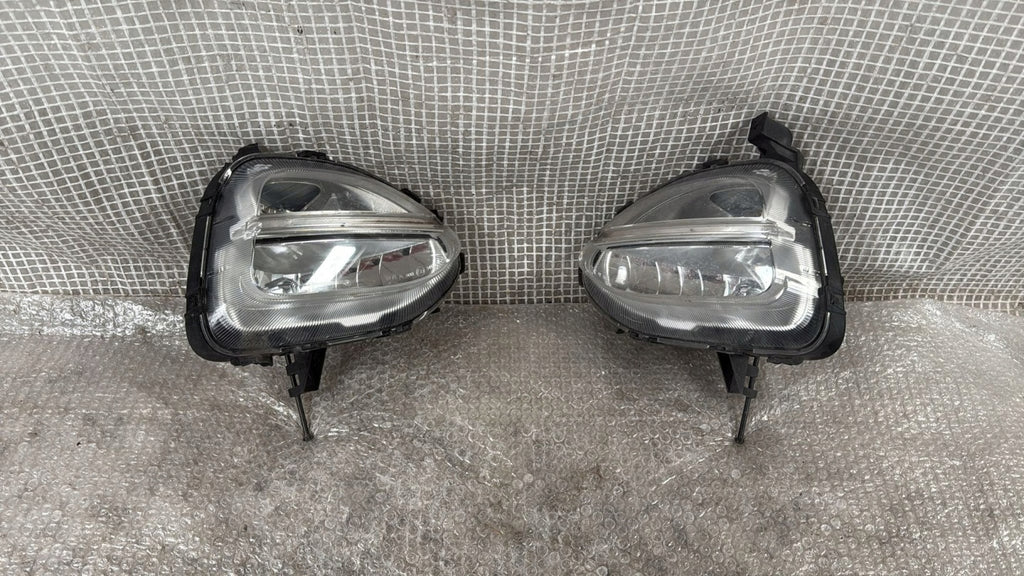 Frontscheinwerfer Hyundai I20 HI20HLP18 Vorderseite Scheinwerfer Headlight SCH3316203986vx