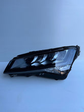 Load image into Gallery viewer, Frontscheinwerfer Skoda Superb III 3V1941015C Full LED Links Headlight SCH6225027423tt