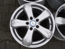 Laden Sie das Bild in den Galerie-Viewer, 4x Alufelge 17 Zoll 8.0" 5x112 43ET Mercedes-Benz Rim Wheel FEL3672043622xm