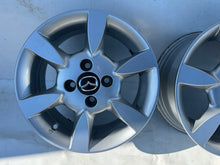 Load image into Gallery viewer, 4x Alufelge 14 Zoll 6.0" 4x100 45ET Glanz DP74V3810 Mazda Rim Wheel FEL9729820537qx
