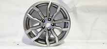 Laden Sie das Bild in den Galerie-Viewer, 1x Alufelge 18 Zoll 6.5" 5x112 41ET Glanz 6877550 BMW F39 X1 F48 Rim Wheel FEL1264133970js