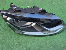 Load image into Gallery viewer, Frontscheinwerfer VW Polo 6c1 6C1941006B Rechts Scheinwerfer Headlight SCH3241116049ck