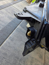 Load image into Gallery viewer, Frontscheinwerfer VW I 11B941035N 85122000 LED Links Scheinwerfer Headlight SCH2679381487yf
