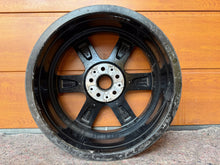 Laden Sie das Bild in den Galerie-Viewer, 1x Alufelge 17 Zoll 7.0&quot; 5x112 54ET 6898289 Mini F57 F56 F55 Rim Wheel