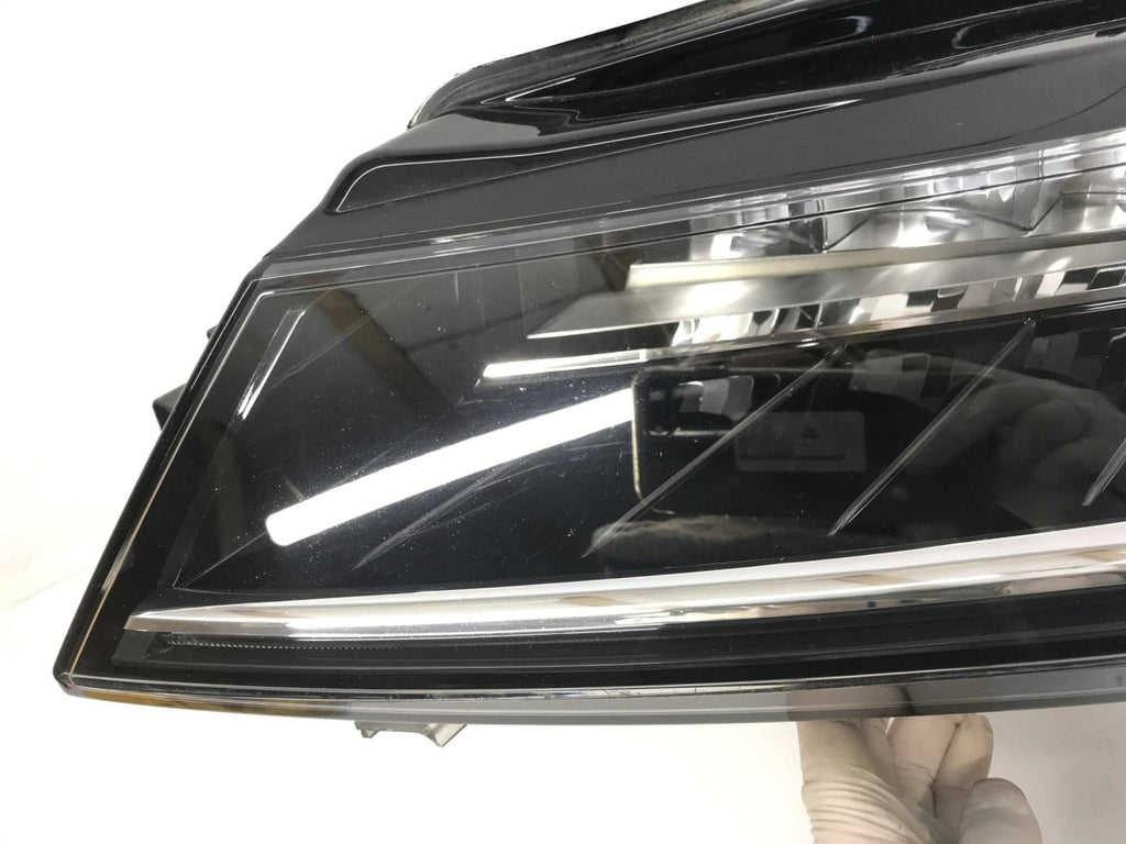 Frontscheinwerfer Skoda 3V1941015E 11502030001MDE9224301 Links Headlight SCH2609894892yo